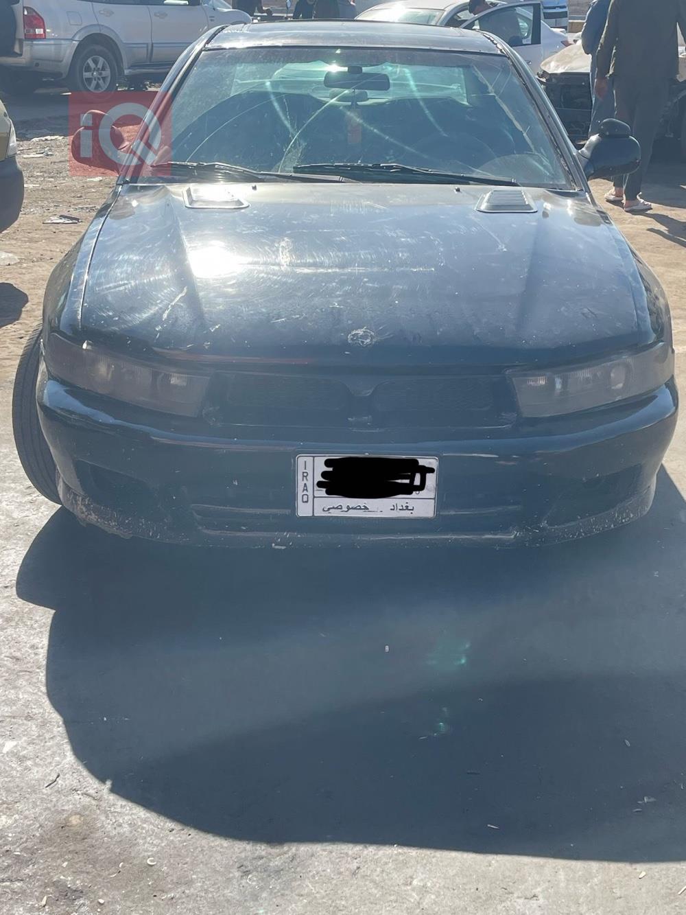Mitsubishi Galant